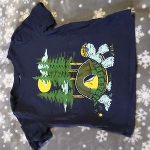 Camping turtle tee